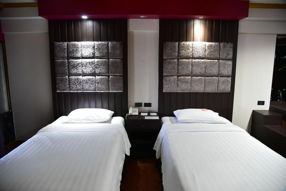 Grand Pink Hotel Hatyai Hat Yai Bagian luar foto
